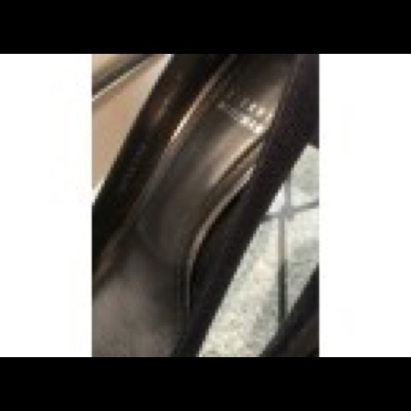 Stuart Weitzman Shoes - Picture 4 of 10